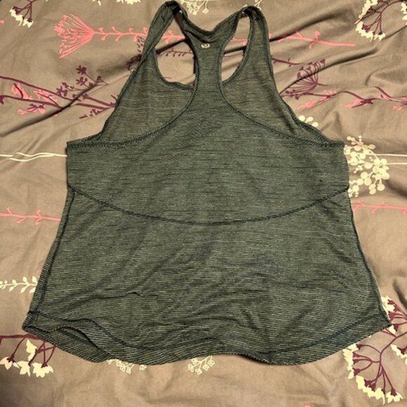 LululemoN Singlet size 8 - Picture 1 of 2